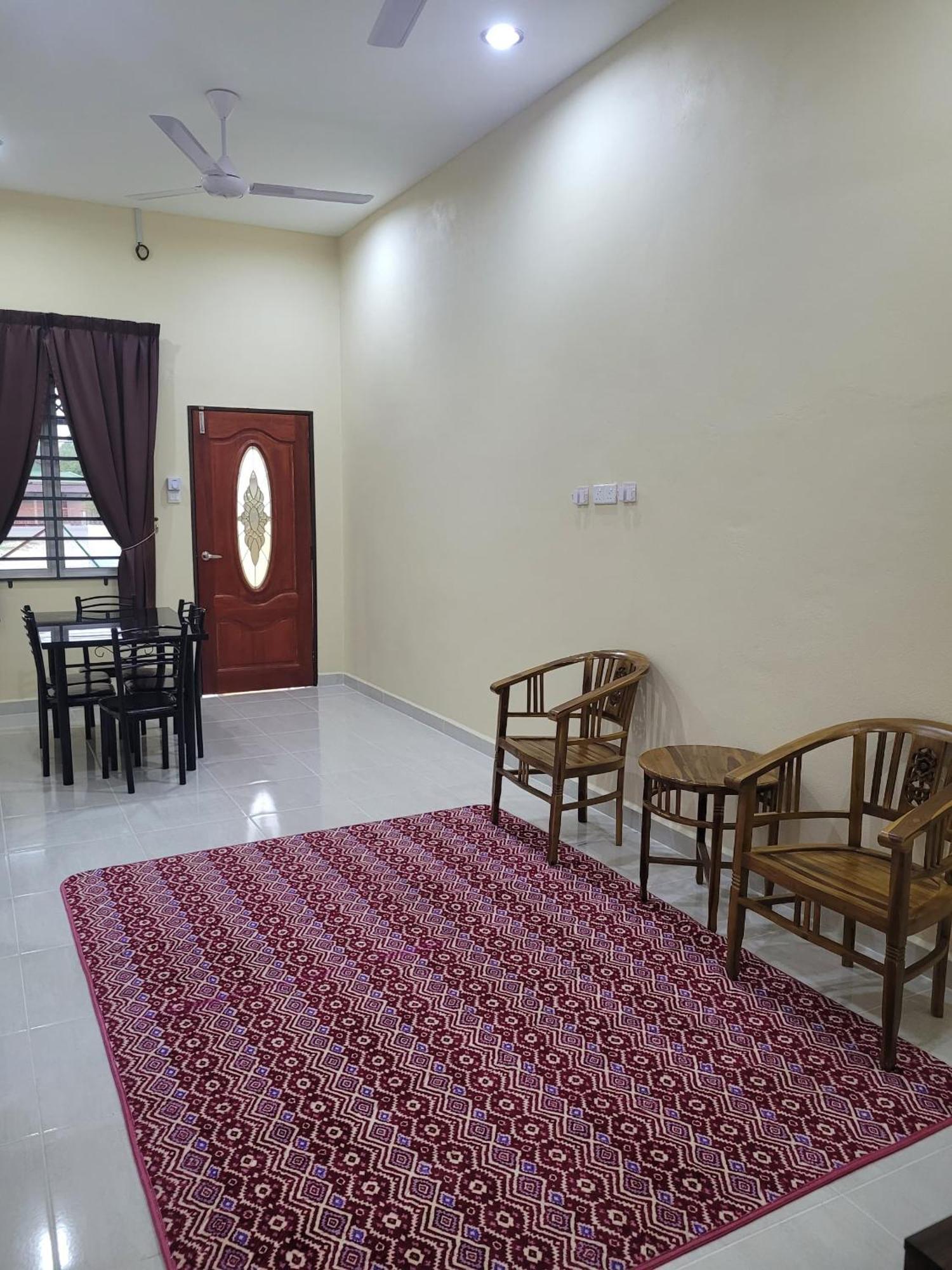 Homestay Haji Noor Tanah Merah  Zewnętrze zdjęcie